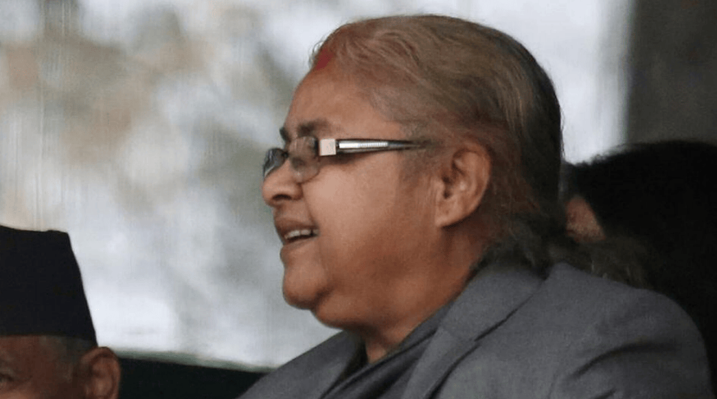 亲华派辞职后，尼泊尔首位女总理上台，中方回应了10字