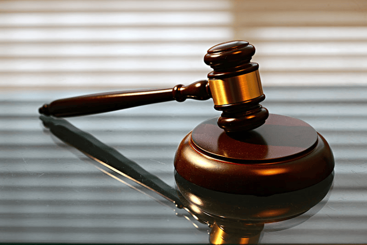 男子酒后将路过女子拖至玉米地强奸，并令其窒息而死！判死刑