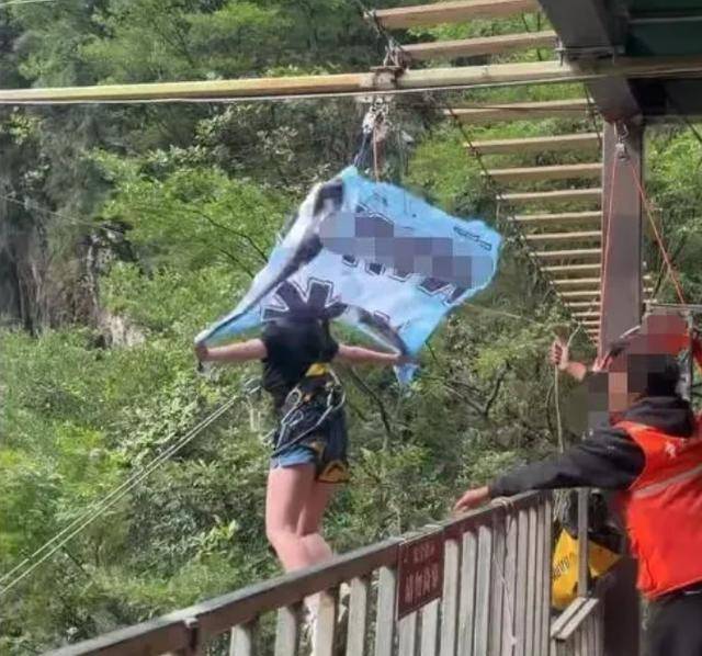 少女五声“没绑紧”拦不住秋千坠亡 赔偿协议盖不住舆论追问